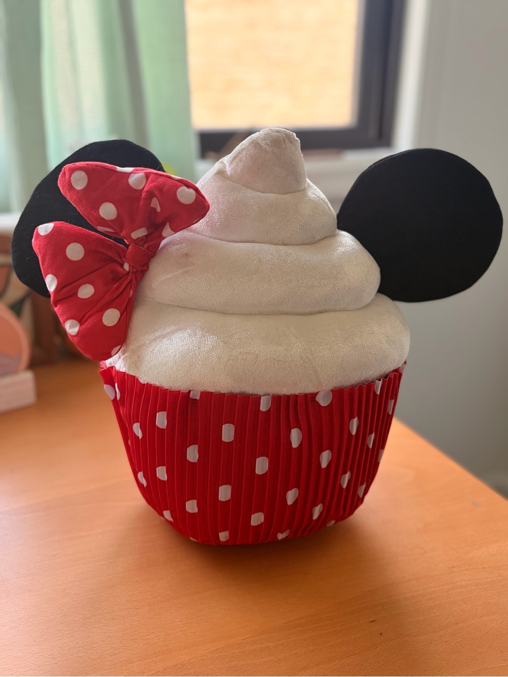 Disney Parks Food Exclusive ~ 14" Scented Minnie Mouse Cupcake Plush